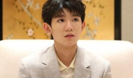 娱乐八卦吃瓜白敬亭,娱乐圈的“吃瓜达人”，揭秘明星幕后故事